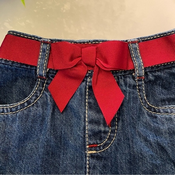 GYMBOREE Denin Skirt w/ Embroidered Cupcake, Size 12-18 Months (2011 Collection) - Picture 2 of 10